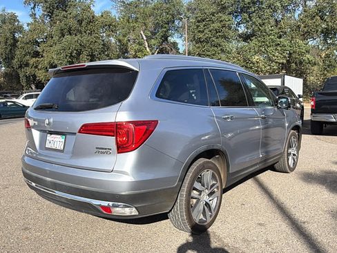 Used 2016 Honda Pilot Touring image 5