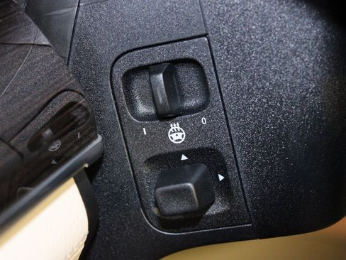 Certified 2026 Mercedes-Benz GLE 450 4MATIC image 21