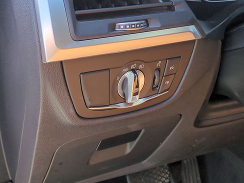 Used 2022 BMW X3 xDrive30i w/ Convenience Package image 17