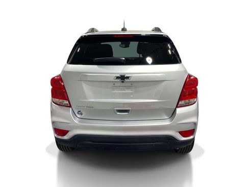 Used 2022 Chevrolet Trax LT w/ Sport Edition AWD/4WD image 3