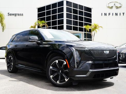 Used 2025 Cadillac Escalade IQ Sport 1 w/ Smart Trailering package image 2