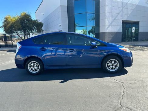 Used 2010 Toyota Prius Two image 4