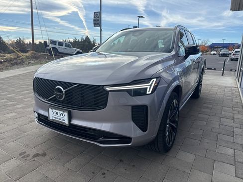 New 2026 Volvo XC90 B6 Ultra w/ Protection Package image 3