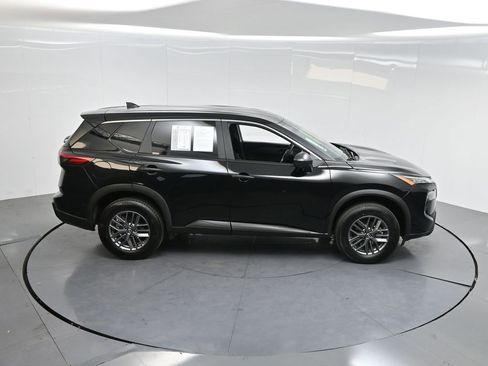 Used 2024 Nissan Rogue S image 48