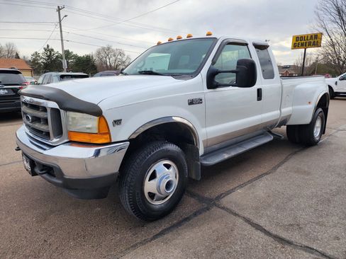 Used 2001 Ford F350 4x4 SuperCab DRW Super Duty image 4