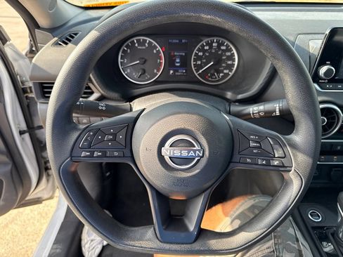 Used 2025 Nissan Sentra S FWD image 21