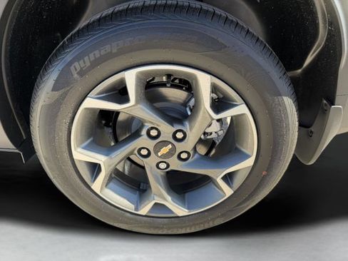 New 2026 Chevrolet Trax LT w/ Driver Confidence Package FWD image 37