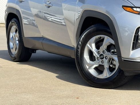 Used 2024 Hyundai Tucson SEL FWD image 3