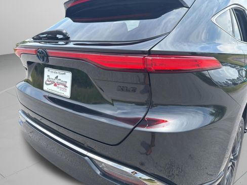 Used 2023 Toyota Venza Nightshade AWD/4WD image 38