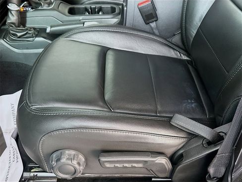 Used 2021 Jeep Wrangler Unlimited Sahara image 19