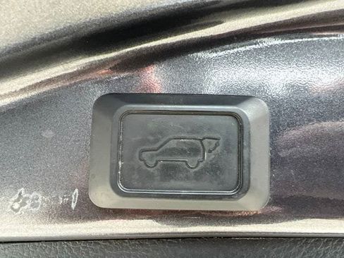 Used 2016 Toyota RAV4 XLE w/ Protection Package AWD/4WD image 13