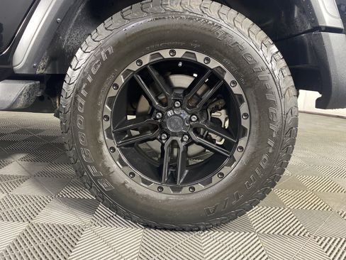 Used 2023 Jeep Wrangler Unlimited Sport AWD/4WD image 12