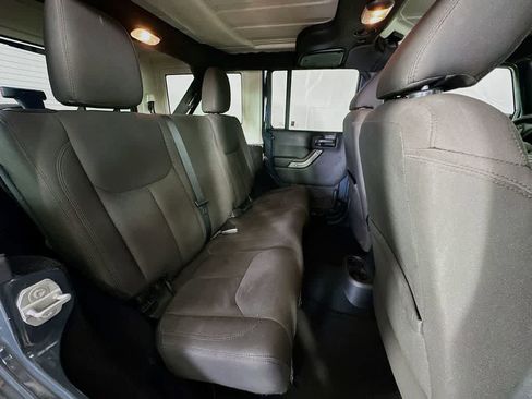 Used 2017 Jeep Wrangler Unlimited Sport w/ Quick Order Package 24S image 28