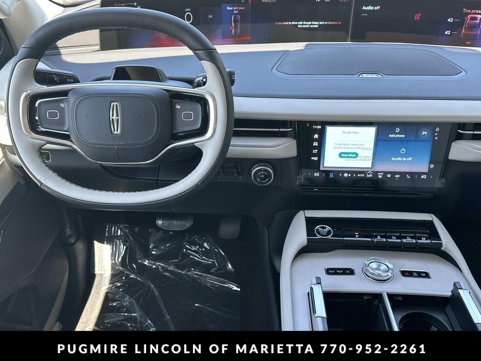 New 2026 Lincoln Navigator Premiere AWD/4WD image 24