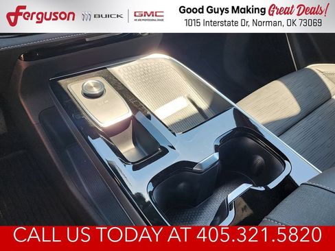 New 2026 Buick Enclave Sport Touring w/ Super Cruise Package FWD image 32