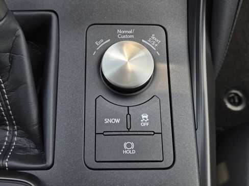 Certified 2025 Lexus IS 500 w/ Accessory Package 2 RWD image 22