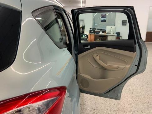 Used 2013 Ford C-MAX SE FWD image 29