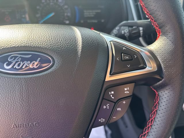 Used 2022 Ford Edge ST-Line AWD/4WD image 11