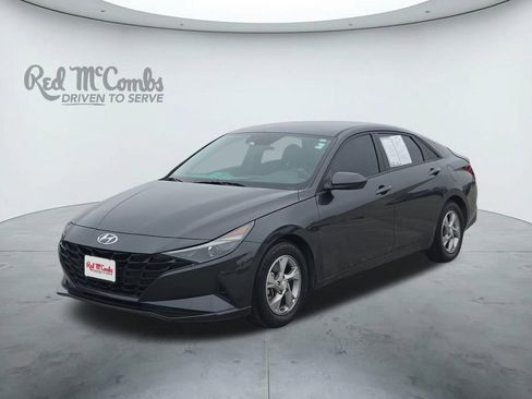 Used 2023 Hyundai Elantra SE FWD image 1