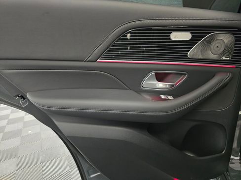 New 2025 Mercedes-Benz GLE 63 AMG S image 19