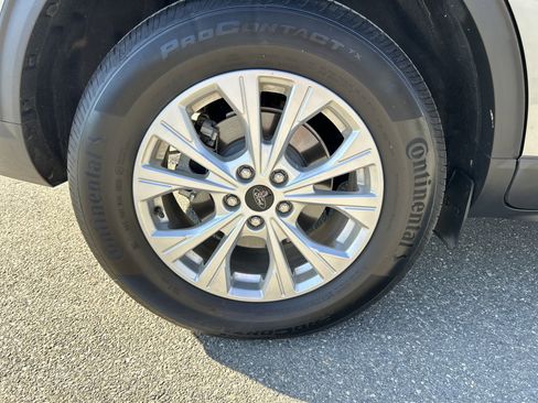 Used 2024 Ford Escape Active image 16