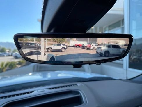 Used 2019 GMC Sierra 1500 AT4 w/ AT4 Premium Package AWD/4WD image 11