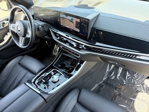 Used 2024 BMW X5 M60i AWD/4WD image 13
