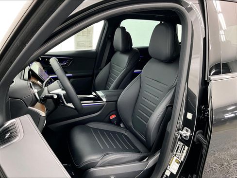Used 2026 Mercedes-Benz GLC 300 image 16