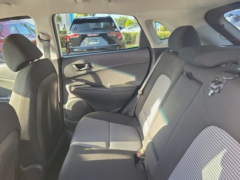 Used 2023 Hyundai Kona SE AWD/4WD image 13
