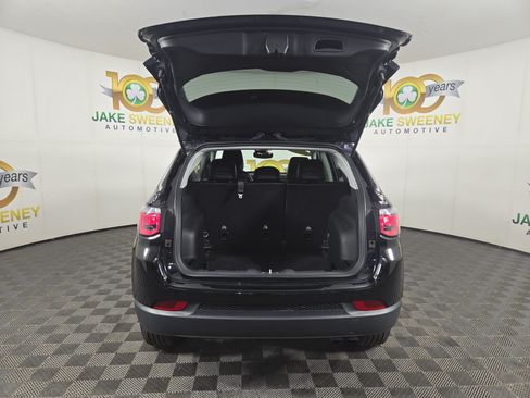 Used 2022 Jeep Compass Limited AWD/4WD image 33