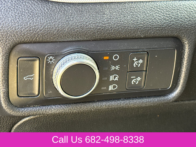 Used 2020 Ford Explorer XLT RWD image 23