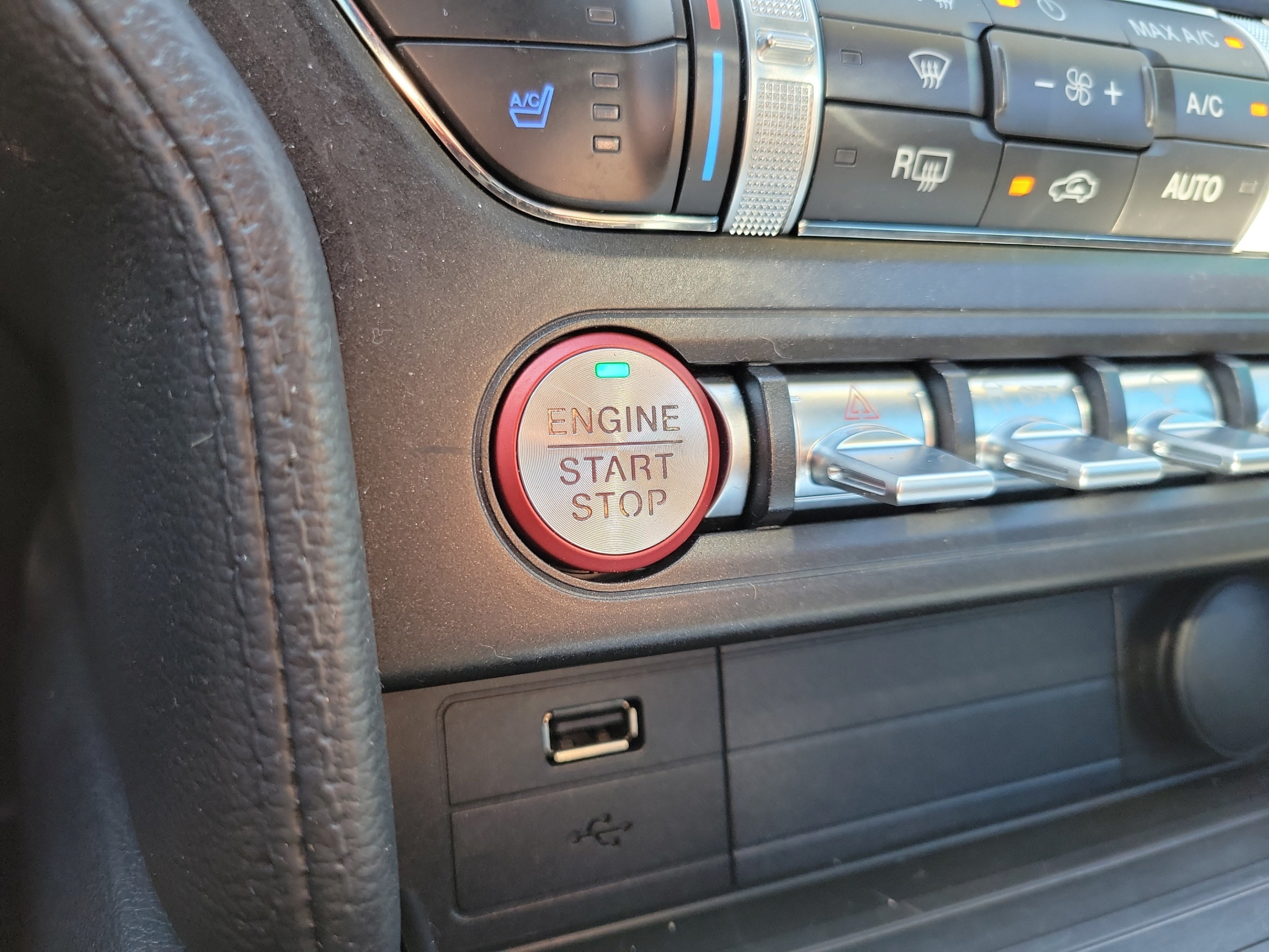 Used 2022 Ford Mustang Premium RWD image 21
