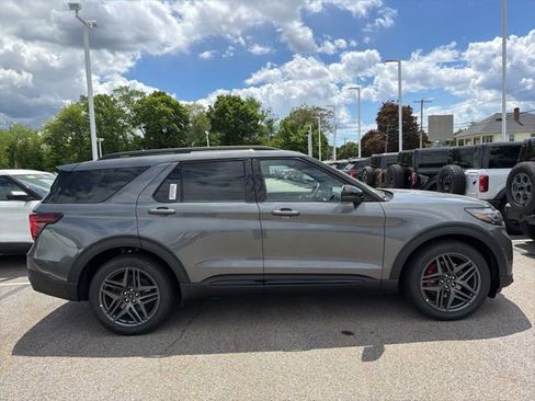 New 2026 Ford Explorer ST w/ Sun And Sound Package AWD/4WD image 3