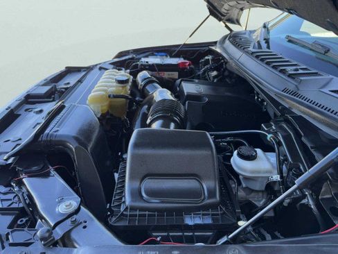 Used 2019 Ford F150 Platinum w/ Equipment Group 701A Luxury image 64