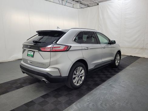 Used 2019 Ford Edge Titanium FWD image 9