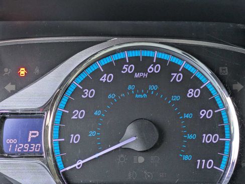 Used 2012 Toyota Sienna Limited image 33