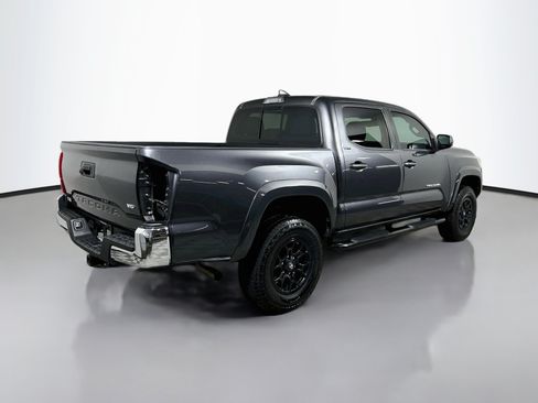 Used 2019 Toyota Tacoma SR5 RWD image 4