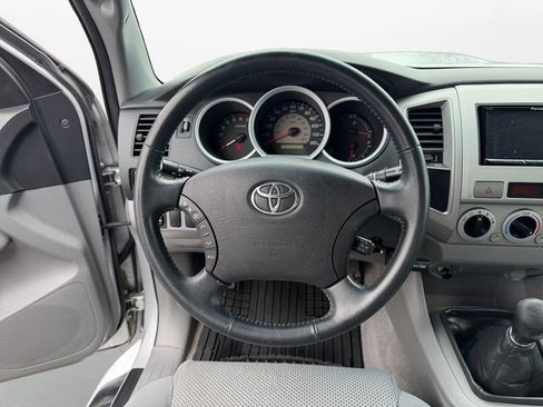 Used 2007 Toyota Tacoma PreRunner image 12