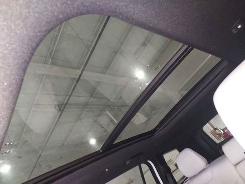New 2026 Jeep Cherokee Overland AWD/4WD image 28