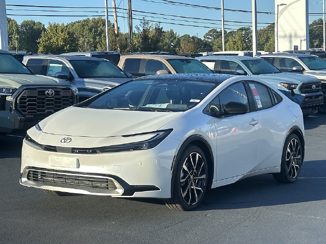 New 2026 Toyota Prius Plug-In Hybrid FWD image 4