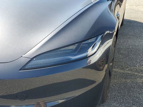 Used 2025 Tesla Model 3 Long Range AWD/4WD image 4