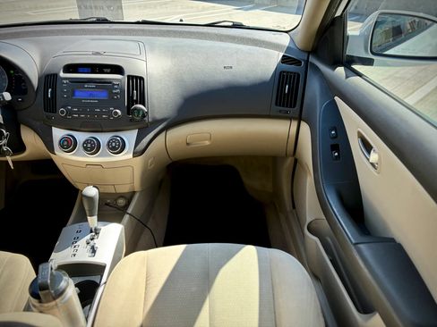Used 2007 Hyundai Elantra GLS FWD image 64