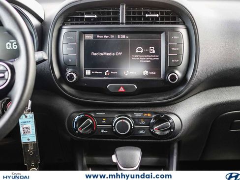 Used 2023 Kia Soul LX w/ Option Group 015 FWD image 13