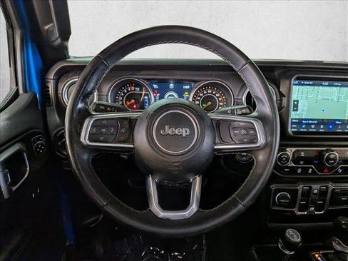 Used 2020 Jeep Gladiator Overland w/ Dual Top Group AWD/4WD image 12