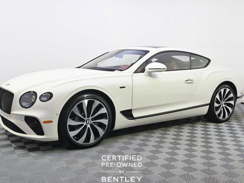 Used 2024 Bentley Continental GT image 2
