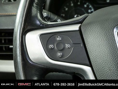Used 2018 GMC Terrain SLE image 10