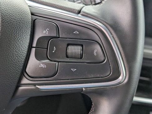 Certified 2024 Buick Encore GX Sport Touring image 21