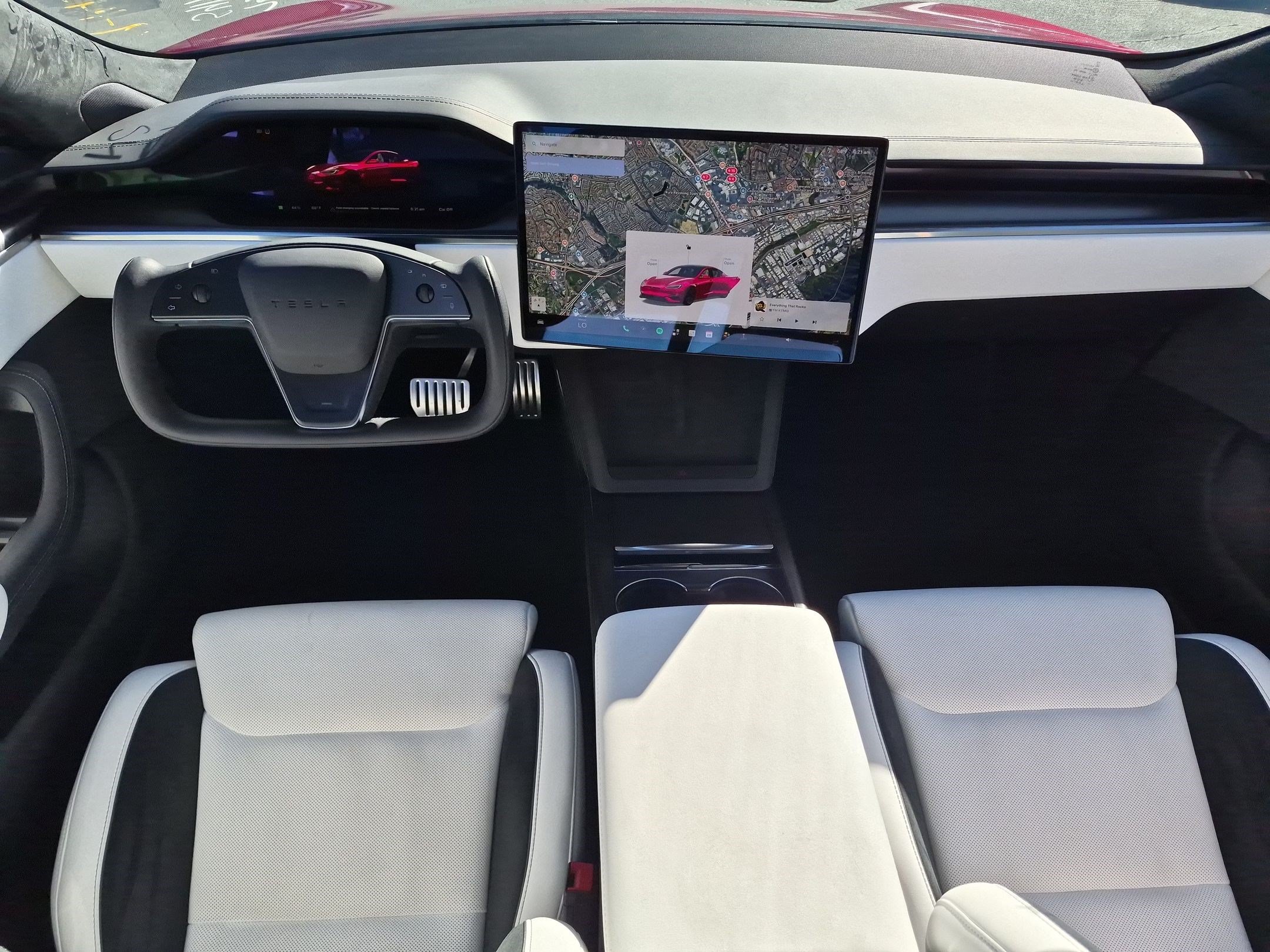 Used 2026 Tesla Model S Plaid AWD/4WD image 28