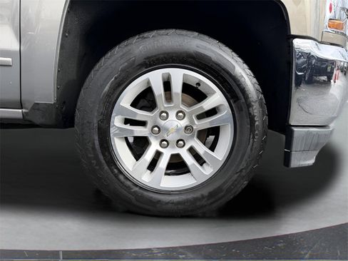 Used 2017 Chevrolet Silverado 1500 LT w/ All Star Edition image 12