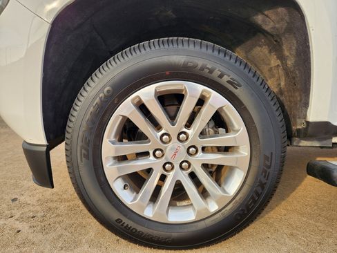 Certified 2018 GMC Canyon SLT w/ Driver Alert Package image 11